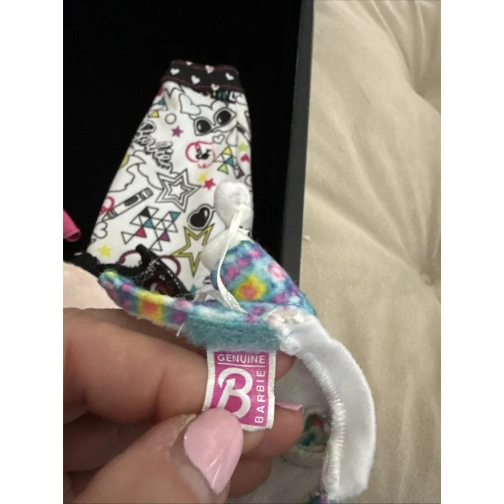 Huge Lot Barbie Clothes authentic skirts tops coats jersey Collectibles ‎ 4784